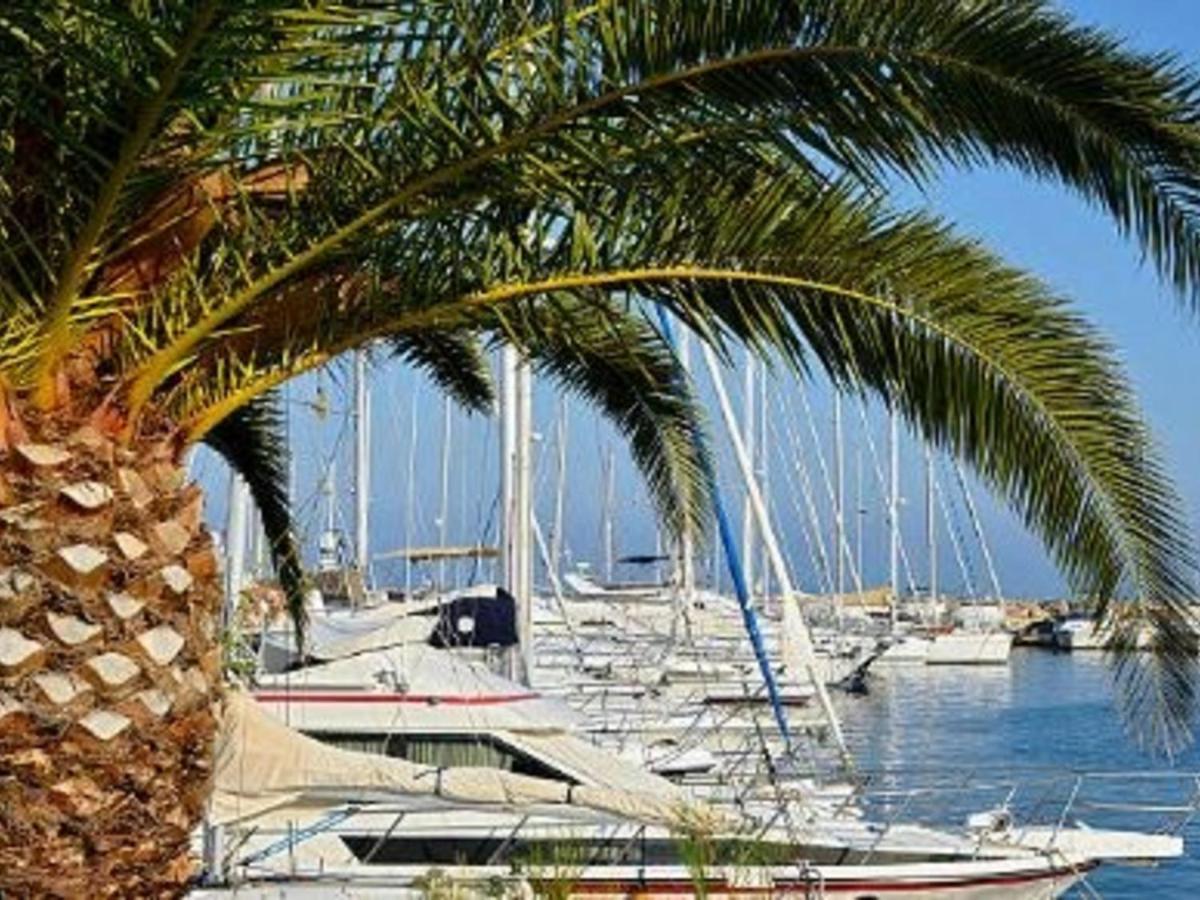 Studio Climatise Au Lavandou Avec Terrasse, Parking Et Environnement Calme - 3 Couchages - Fr-1-251-167 Le Lavandou Dış mekan fotoğraf
